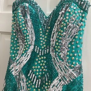 STUNNING Rachel Allen Teal Prom Gown (size 4)